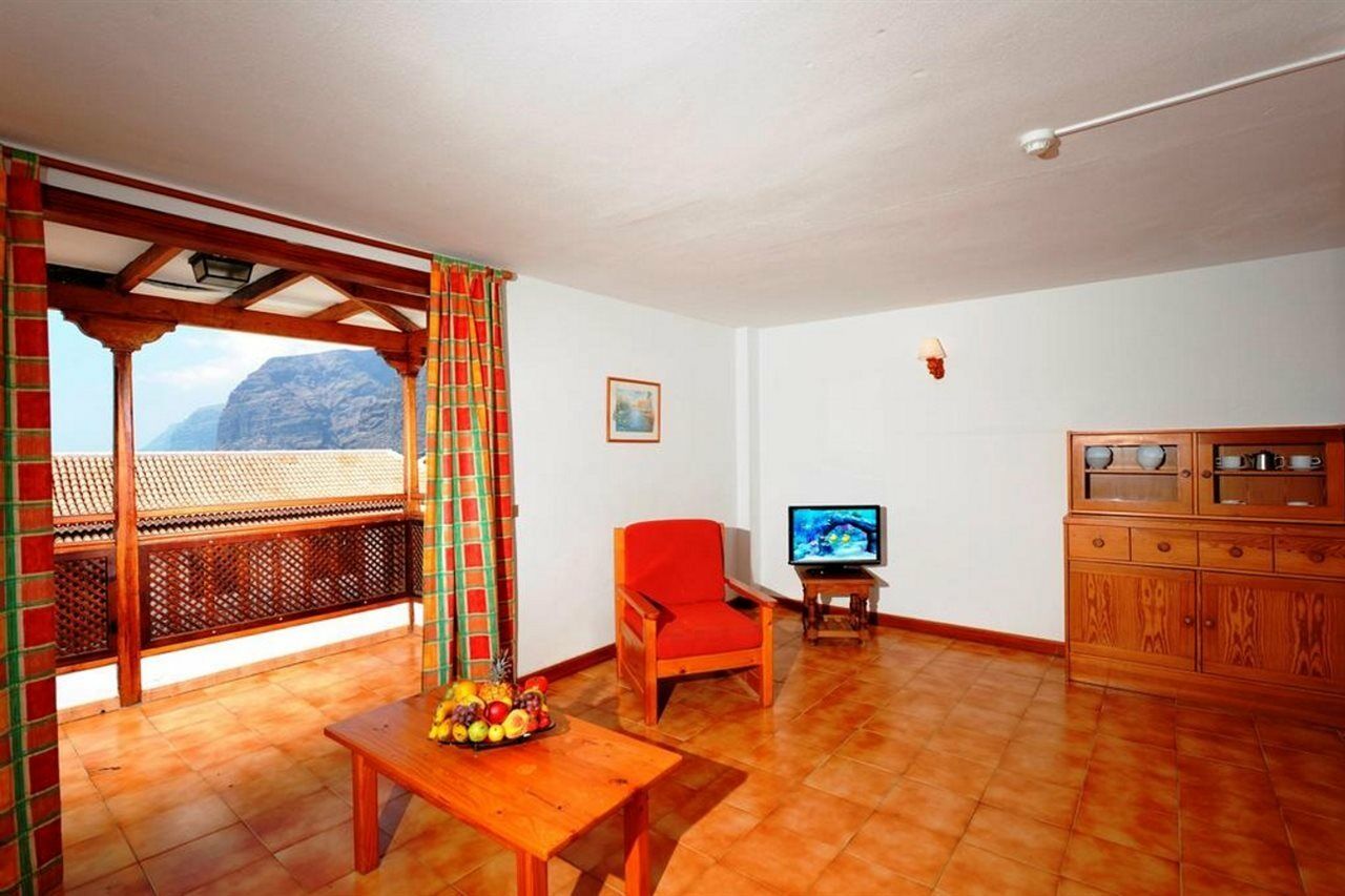 Poblado Marinero Vista Mare By Holiday World Acantilado de los Gigantes Exterior photo